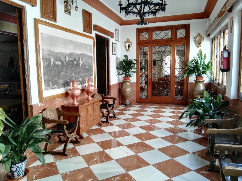 兰哈龙城堡酒店 外观 照片